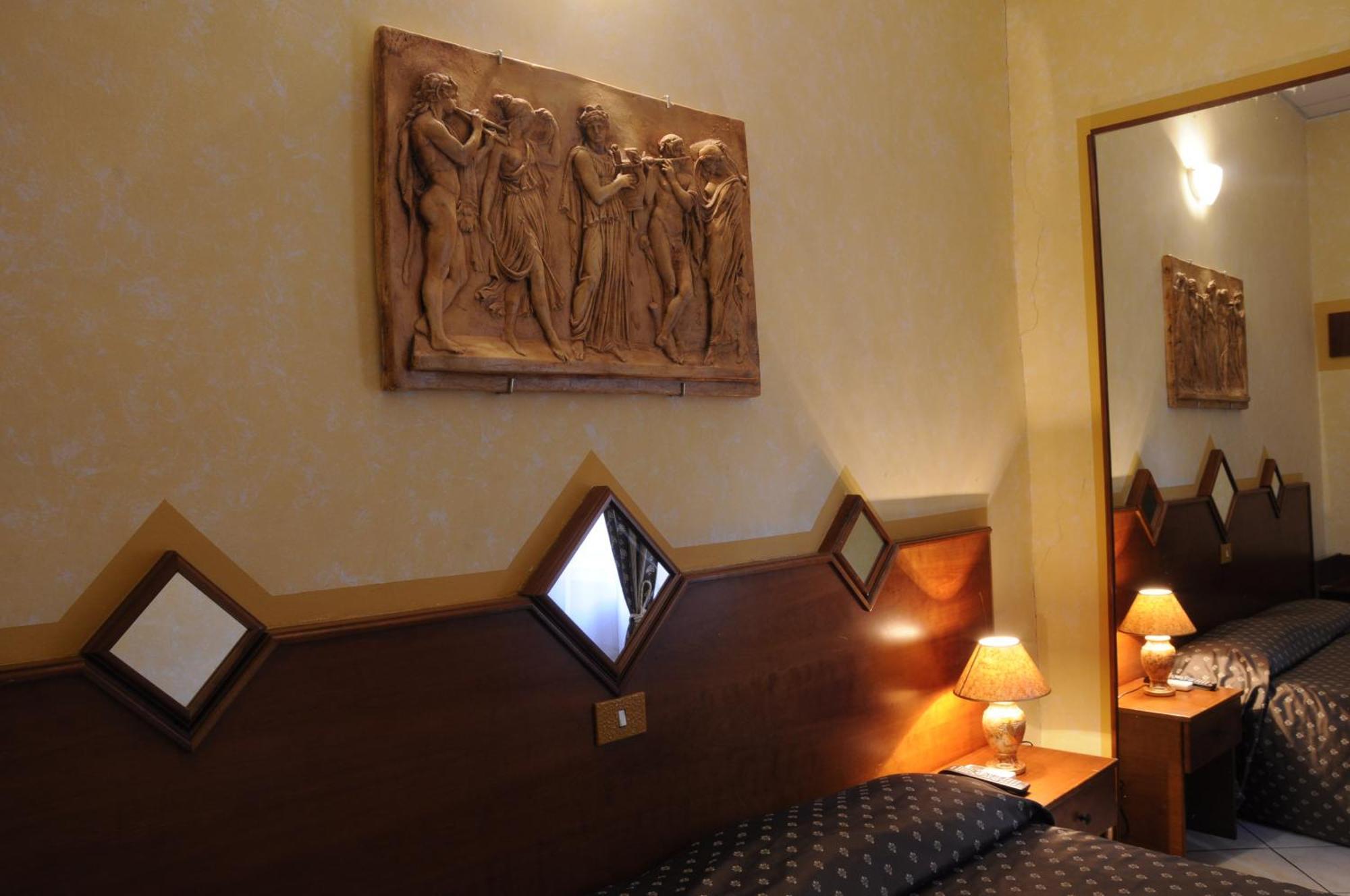 Hotel Farini Roma Cameră foto